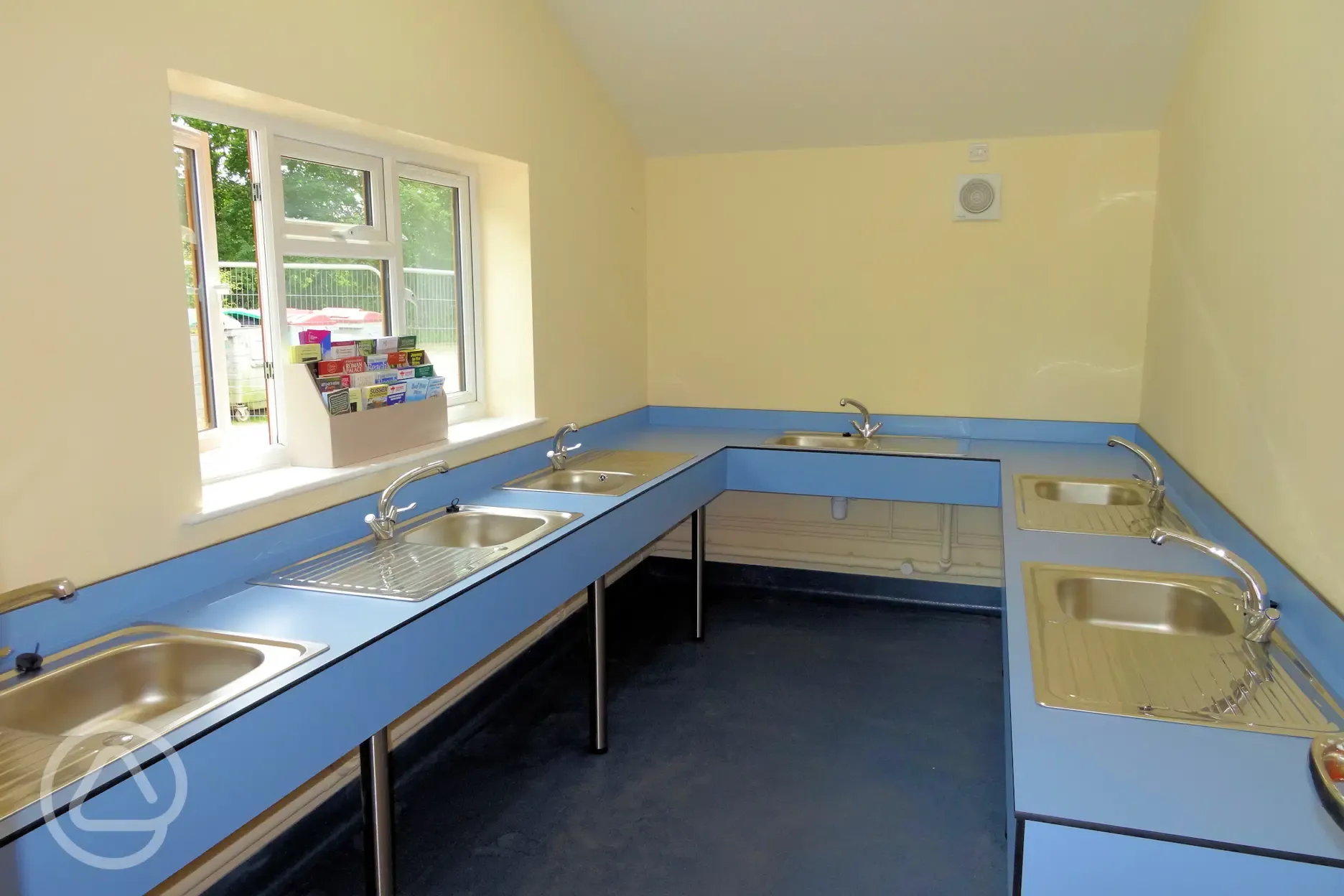 Indoor washing up area at Stubcroft Farm Campsite
