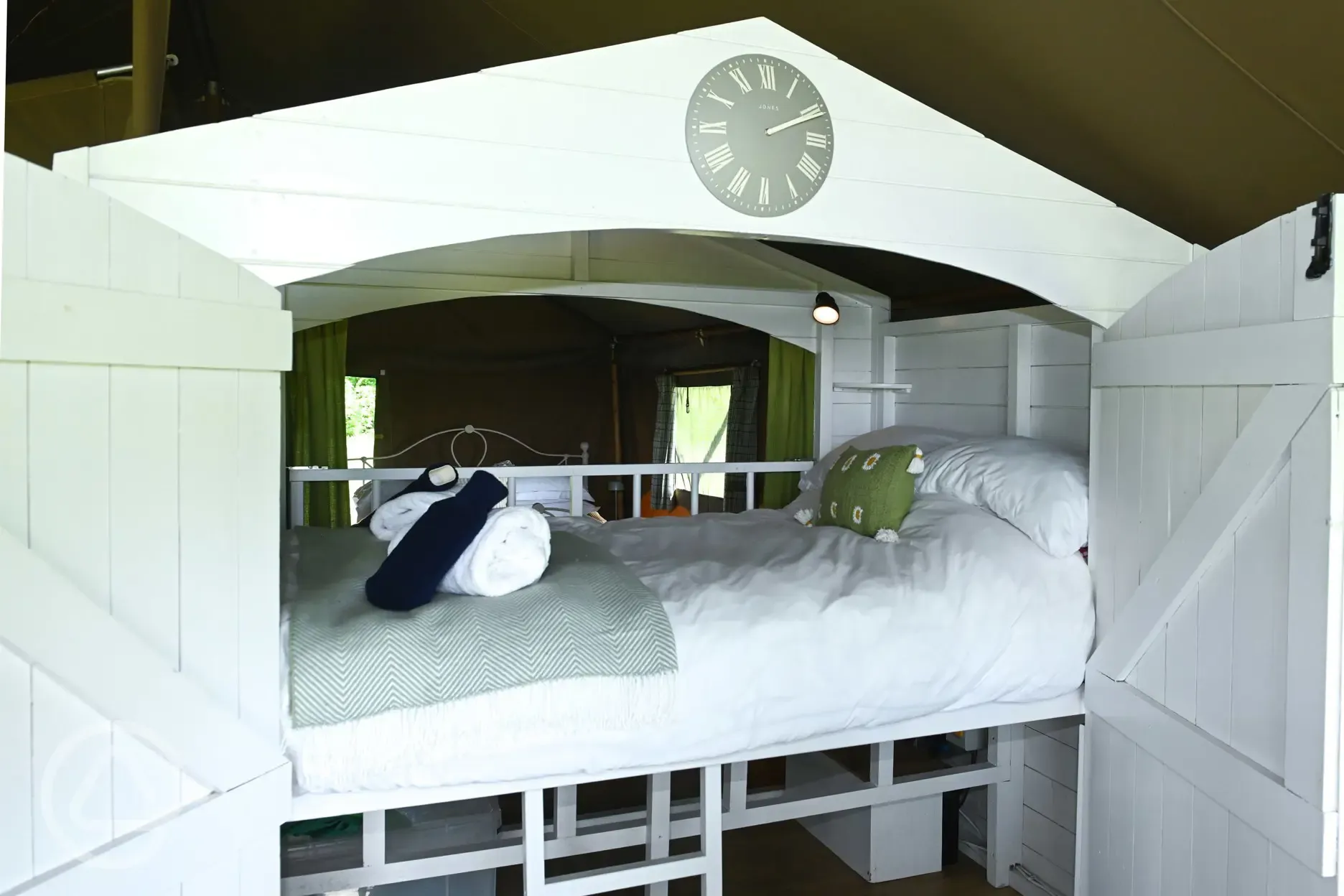 Cabin Bed