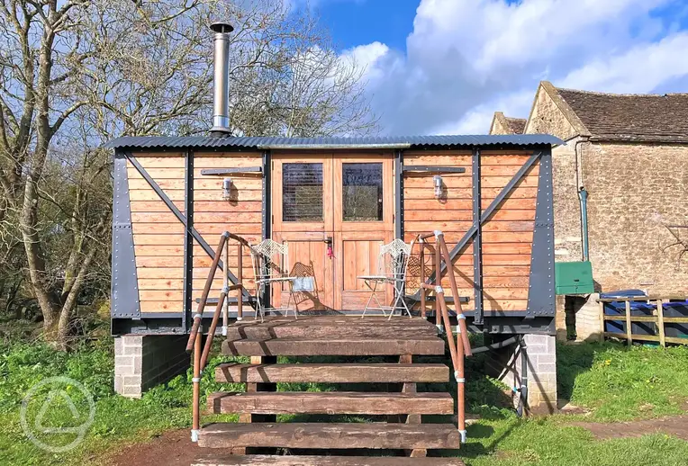 Railway carriage with step access