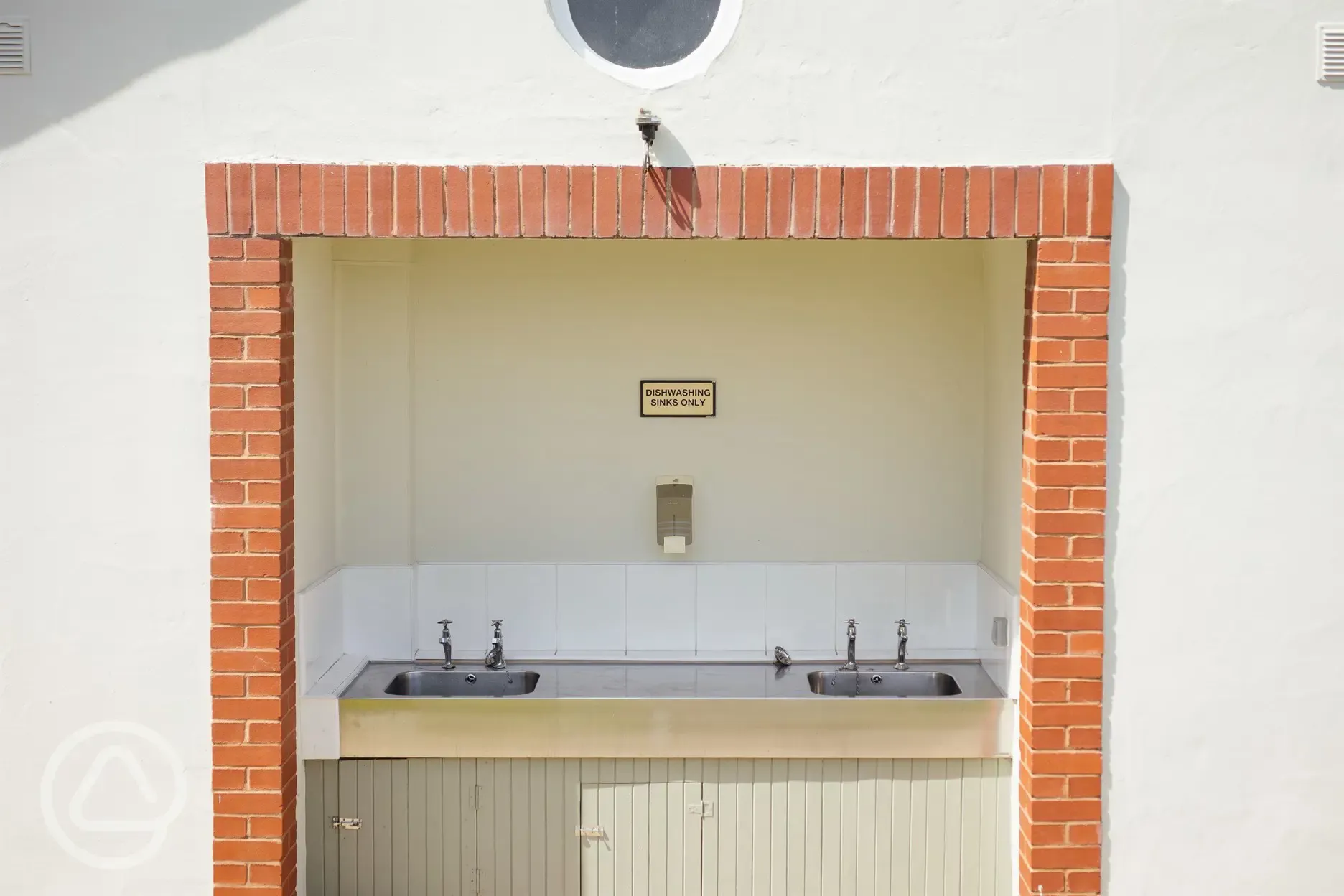 Washing up area