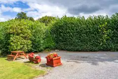 Non electric hardstanding pitch for roof tents, campervans, caravans, motorhomes