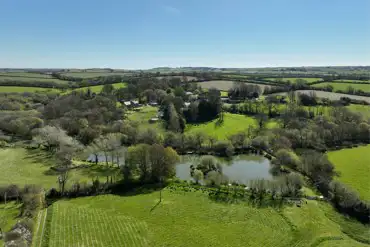 Overview of Meadow Lakes Holiday Park and fishing lakes