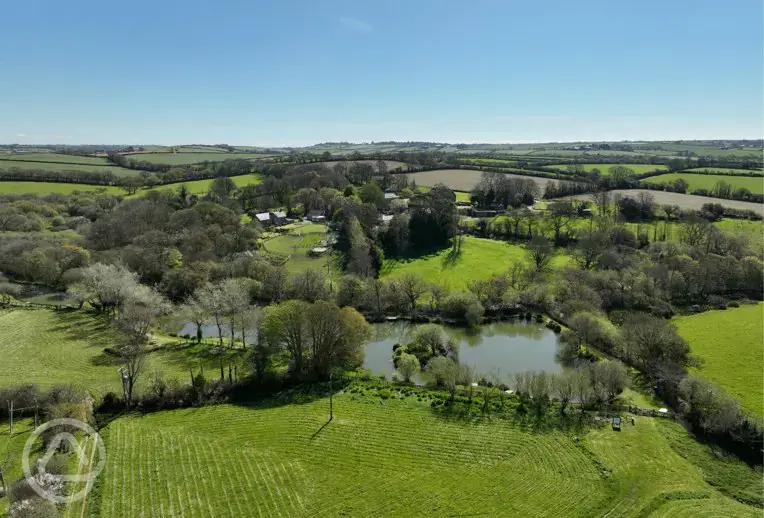 Overview of Meadow Lakes Holiday Park and fishing lakes