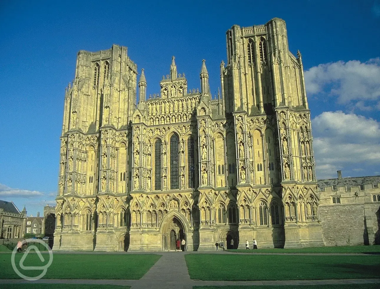 Nearby Wells Cathedral
