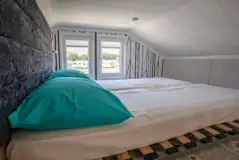 Studio pod cabin mezzanine bedroom Studio pod cabin mezzanine bedroom