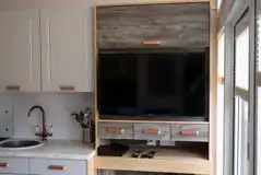 Studio pod cabin fully-equipped kitchen Studio pod cabin fully-equipped kitchen