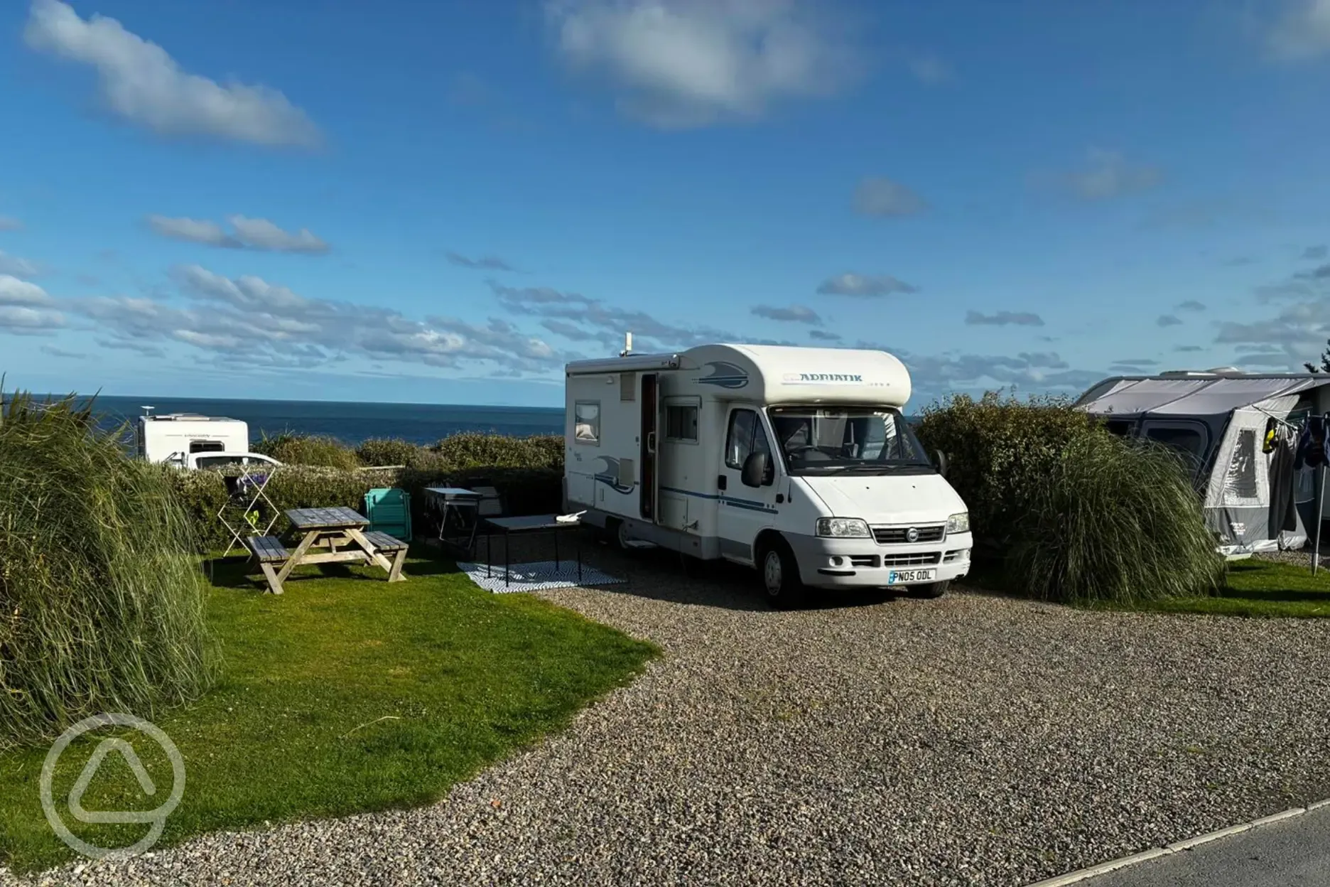 Red Kite fully serviced gravel pitches