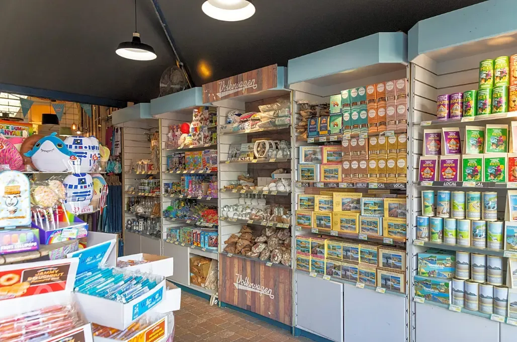 Farm shop (open daily) offering local produce and fresh baked goods