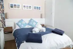 Deluxe beach hut with a double bedroom (bedding provided) Deluxe beach hut with a double bedroom (bedding provided)