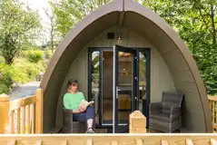 Deluxe glamping pod