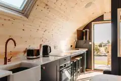 Mega ensuite glamping pod - kitchen