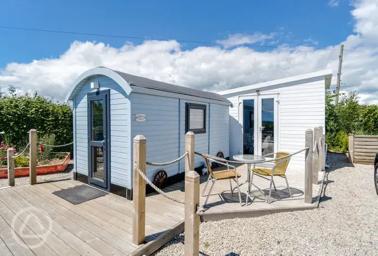 Estuary view shepherd's hut