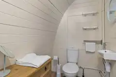 Glamping pod ensuite