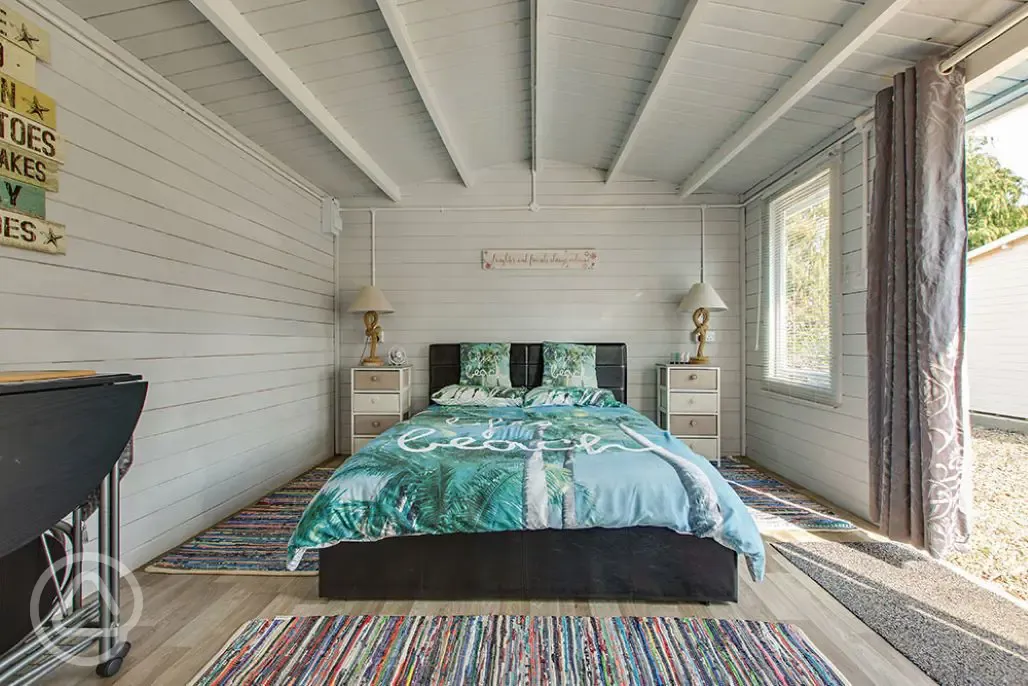 Beach hut cabin double bed with two pull out futons