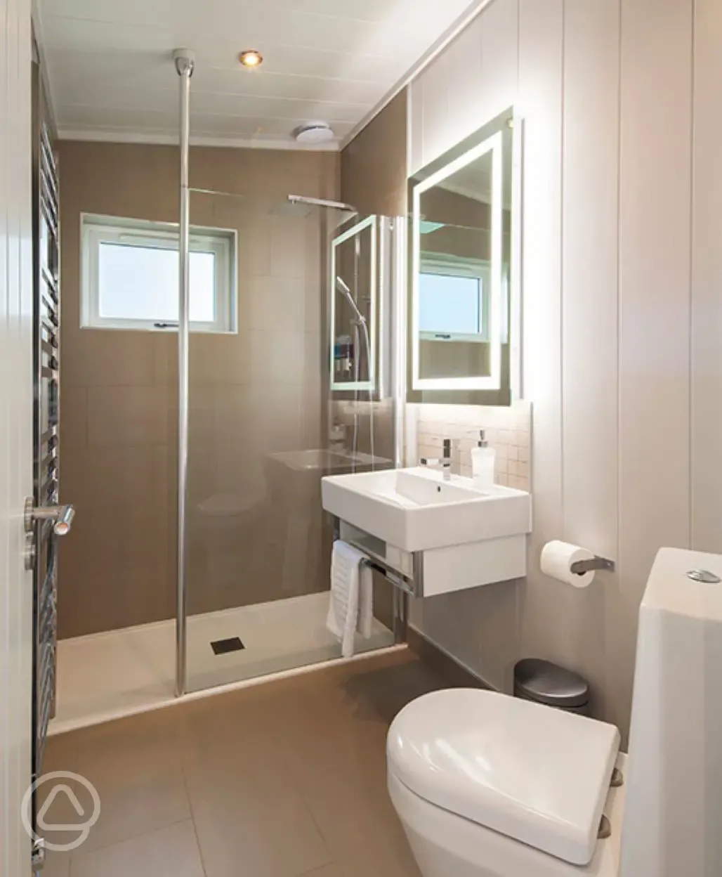 Studio Lodges Plus bathroom