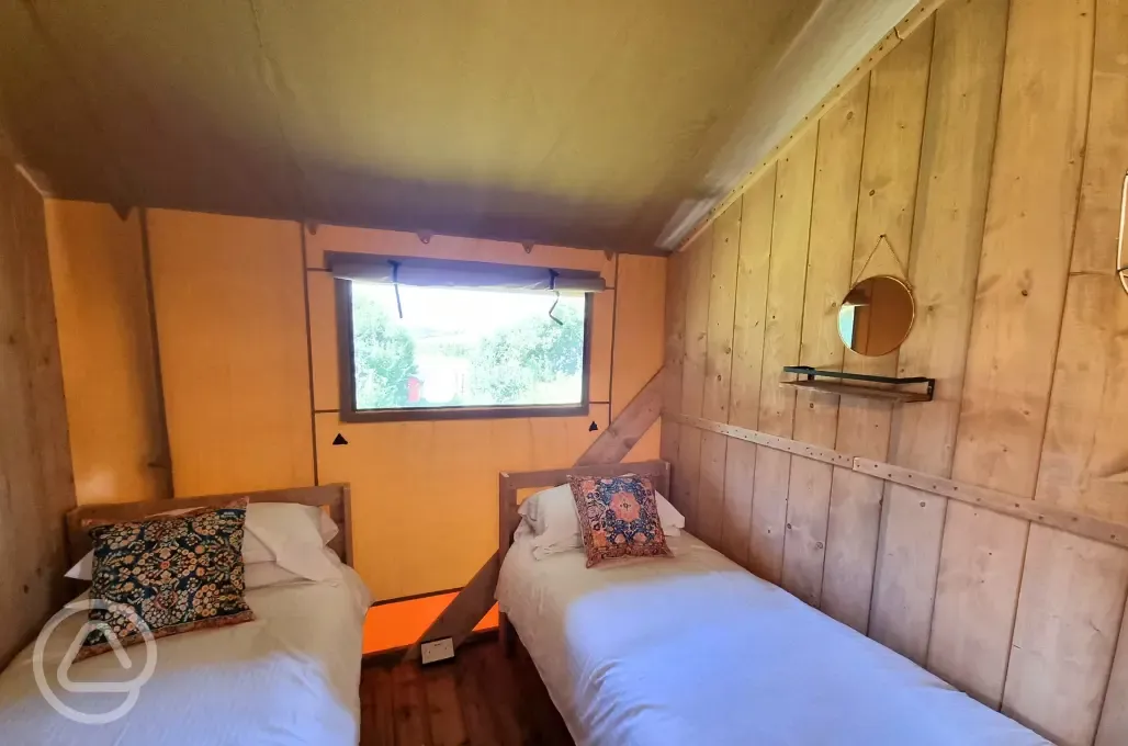 Luxury safari tent twin beds Luxury safari tent twin beds