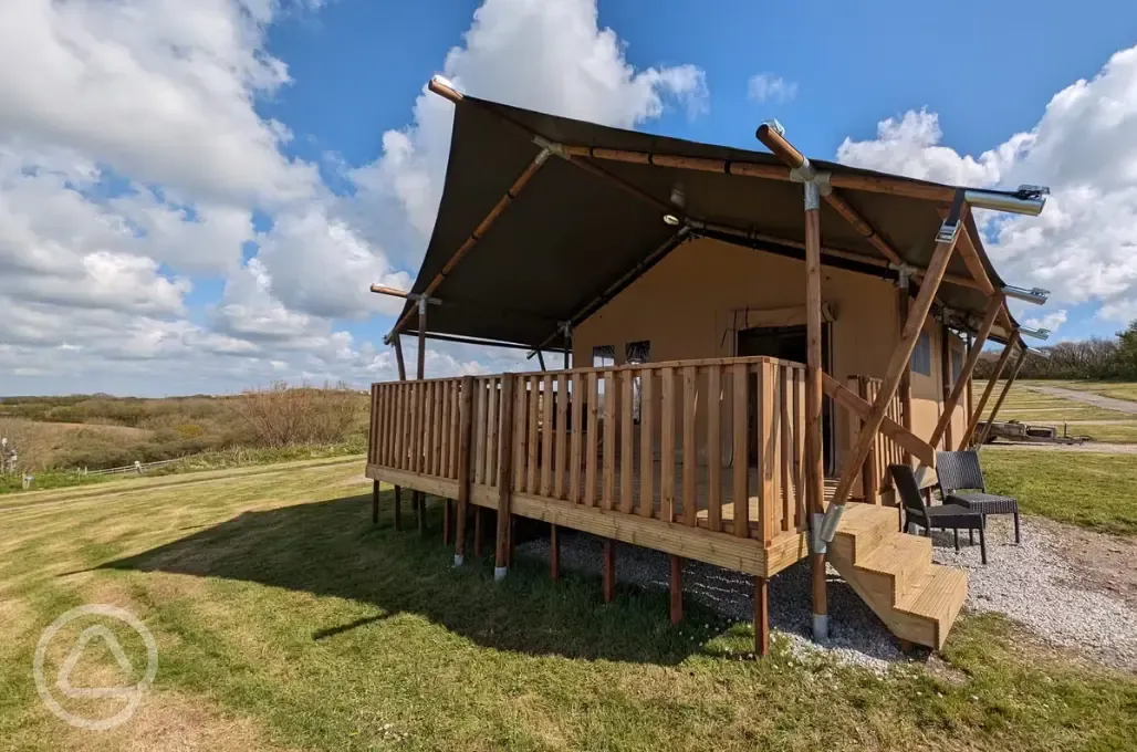 Luxury safari tent Luxury safari tent