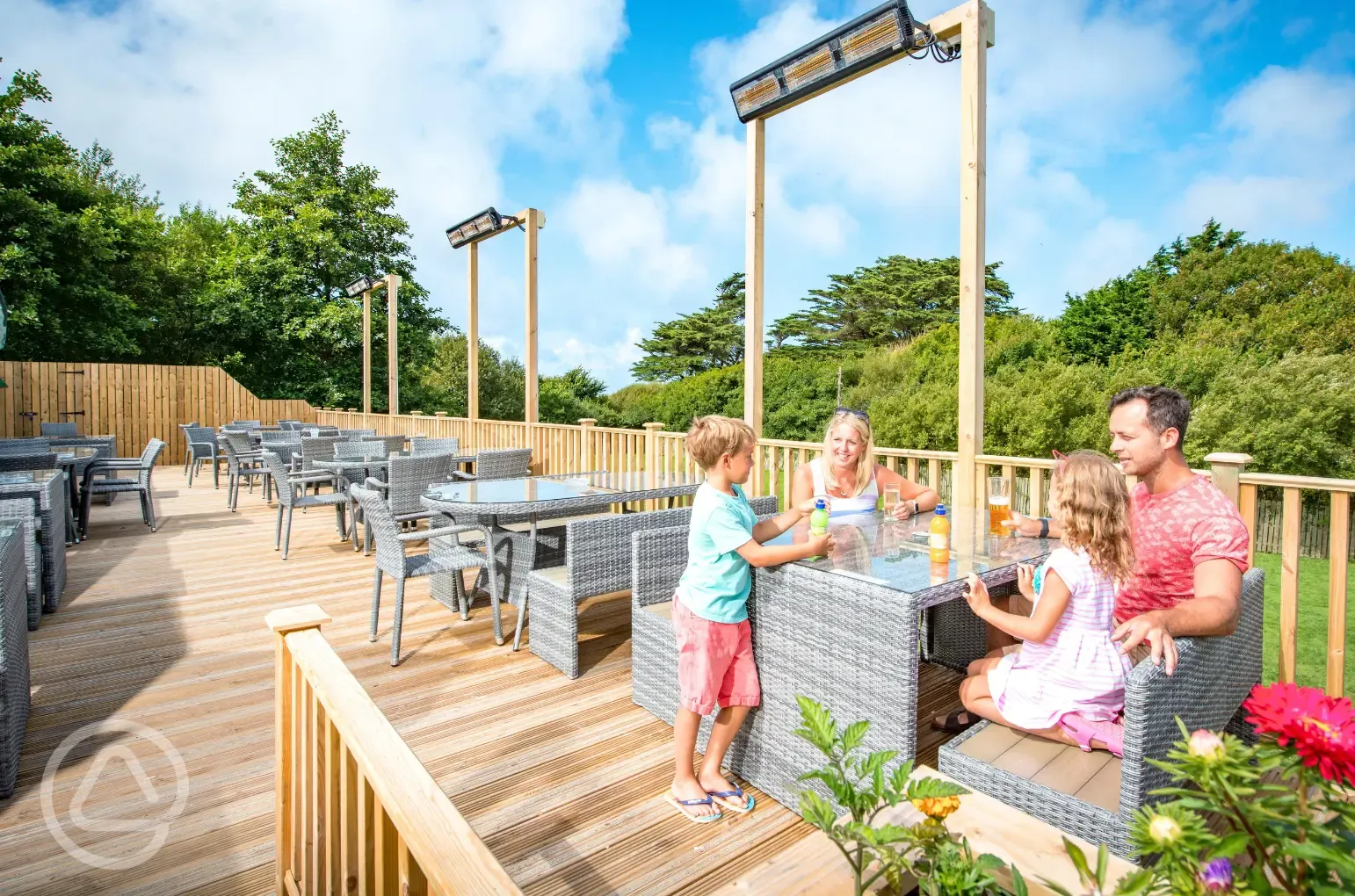 Restaurant outdoor seating