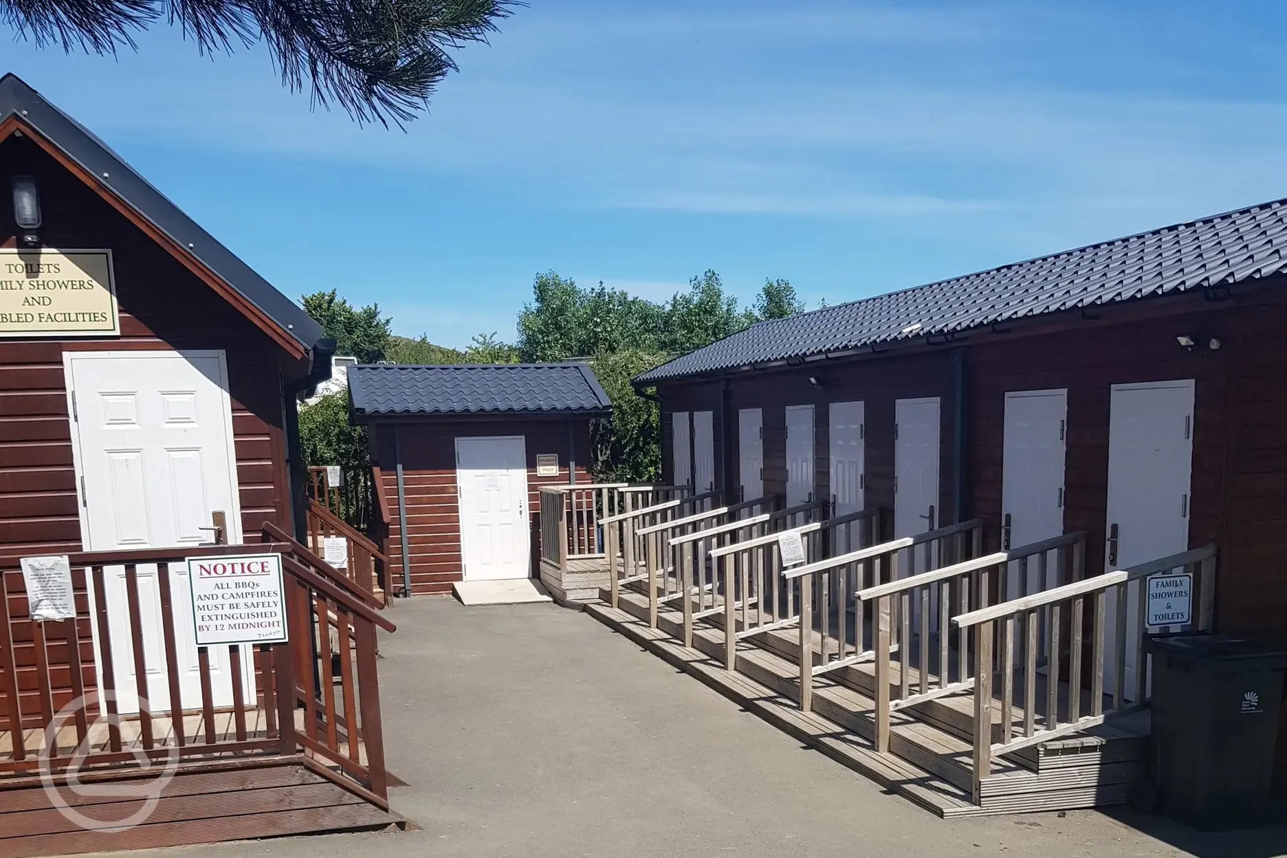 Facilities block at Herston Yards Farm