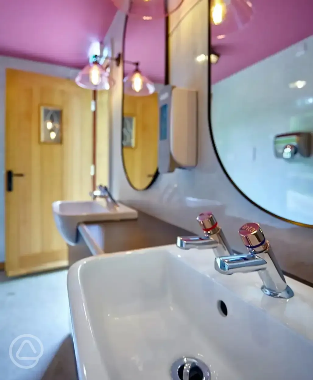 Bathroom sinks with mirrors