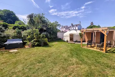Yurt with garden and hot tub