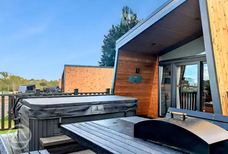 The Retreat glamping pods with hot tubs