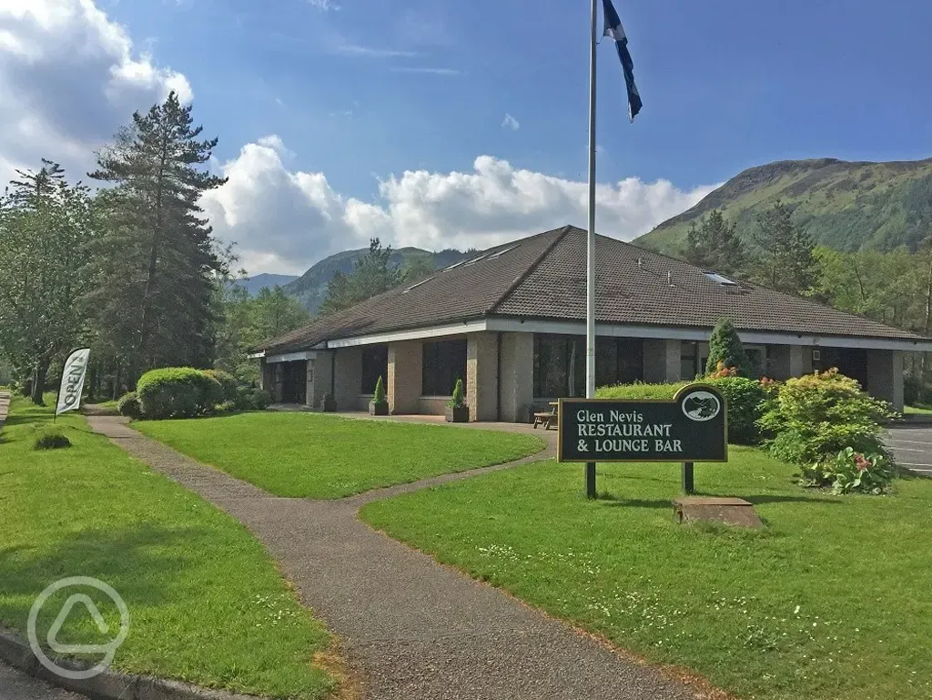 Bar and restaurant, open 3pm-9pm Monday to Friday and 12pm-9pm on weekends