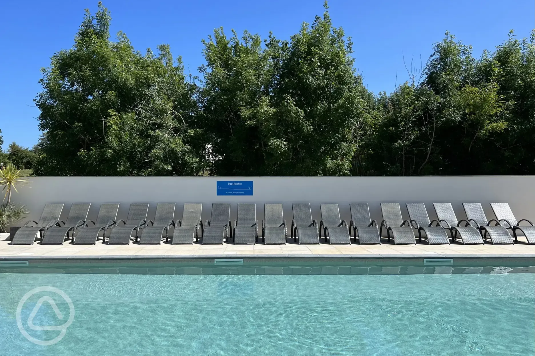 Outdoor heated swimming pool (open 8am to 7pm during summer)