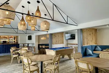 Surfrider bar overlooking the swimming pool (open during peak season)