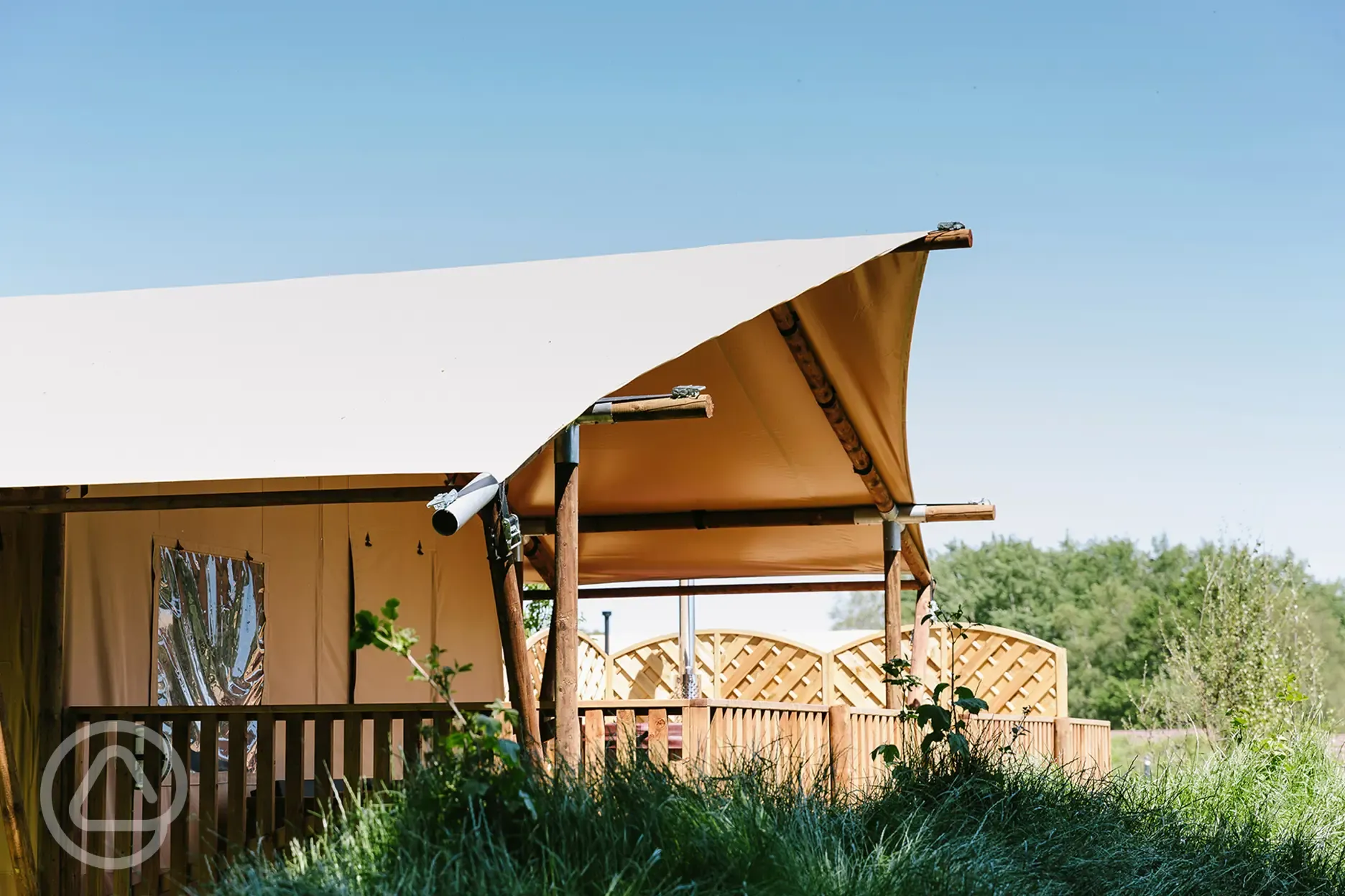 Safari tent