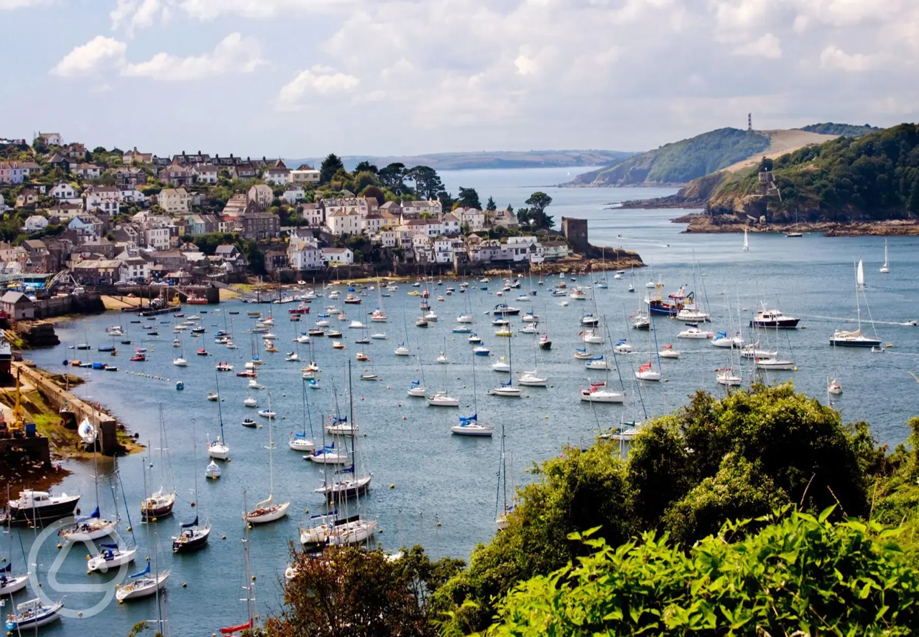 Nearby fishing port of Fowey (5 minutes)