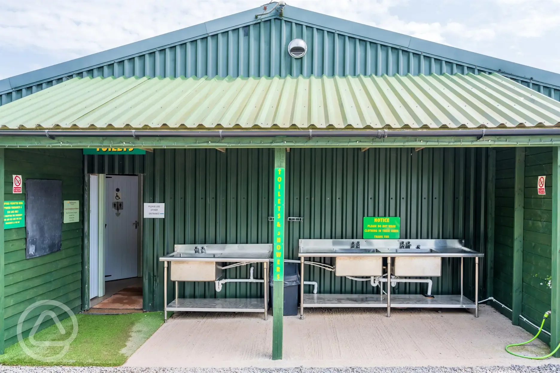 Outdoor washing up area