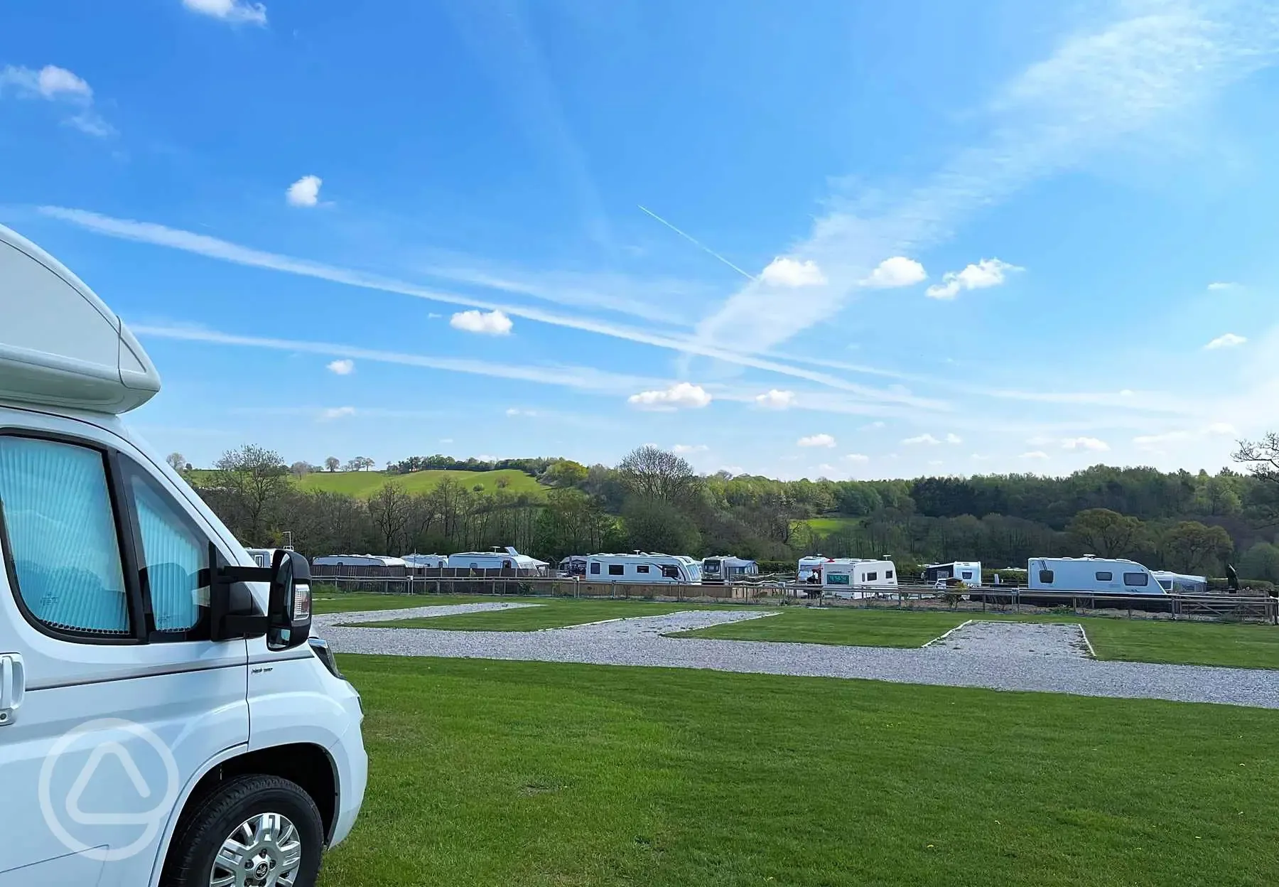 Fully serviced grass and hardstanding pitches