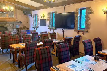 Jan'z Restaurant onsite, a short walk from your pitch