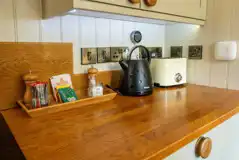 Bertie's Retreat kettle, toaster, and plug sockets