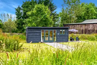 Brosterfield Farm, Foolow, Derbyshire (4.7 miles)