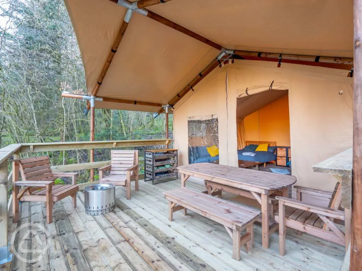 Safari tent decking area with fire pit 