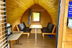 Log pod interior 