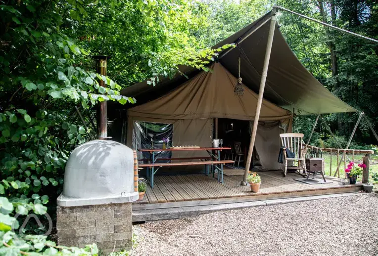 Safari tent
