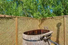 Wooden cabin wood-fired hot tub