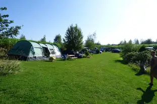 Field Barn Park, Bourton-on-the-Water, Gloucestershire (11.4 miles)