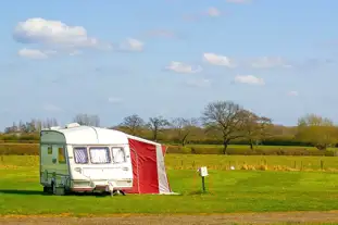 Weston Caravan and Campsite, Weston-on-the-Green, Bicester, Oxfordshire (12 miles)