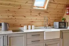 Ensuite glamping pod kitchen