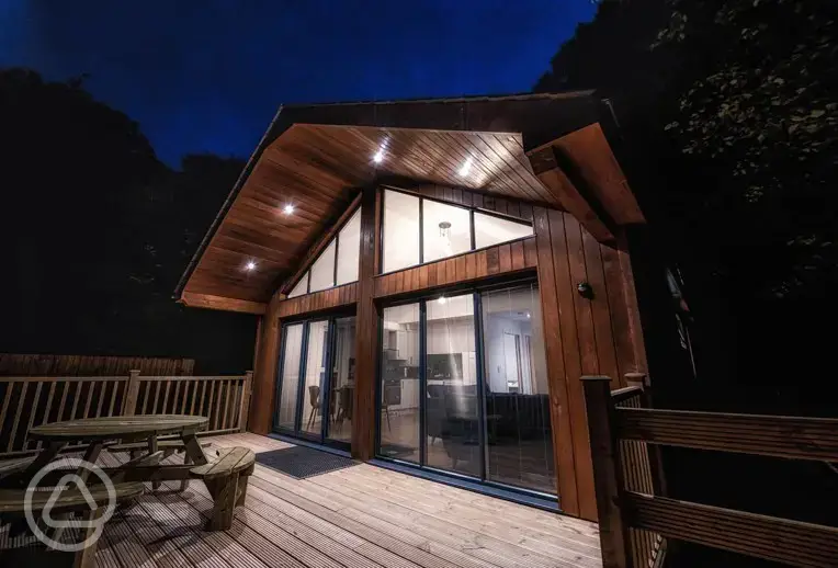 Glamping cabin at night (four persons)