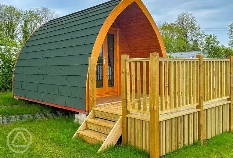 Camping pod with private decking (two persons)