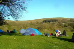 Non electric grass tent pitches 