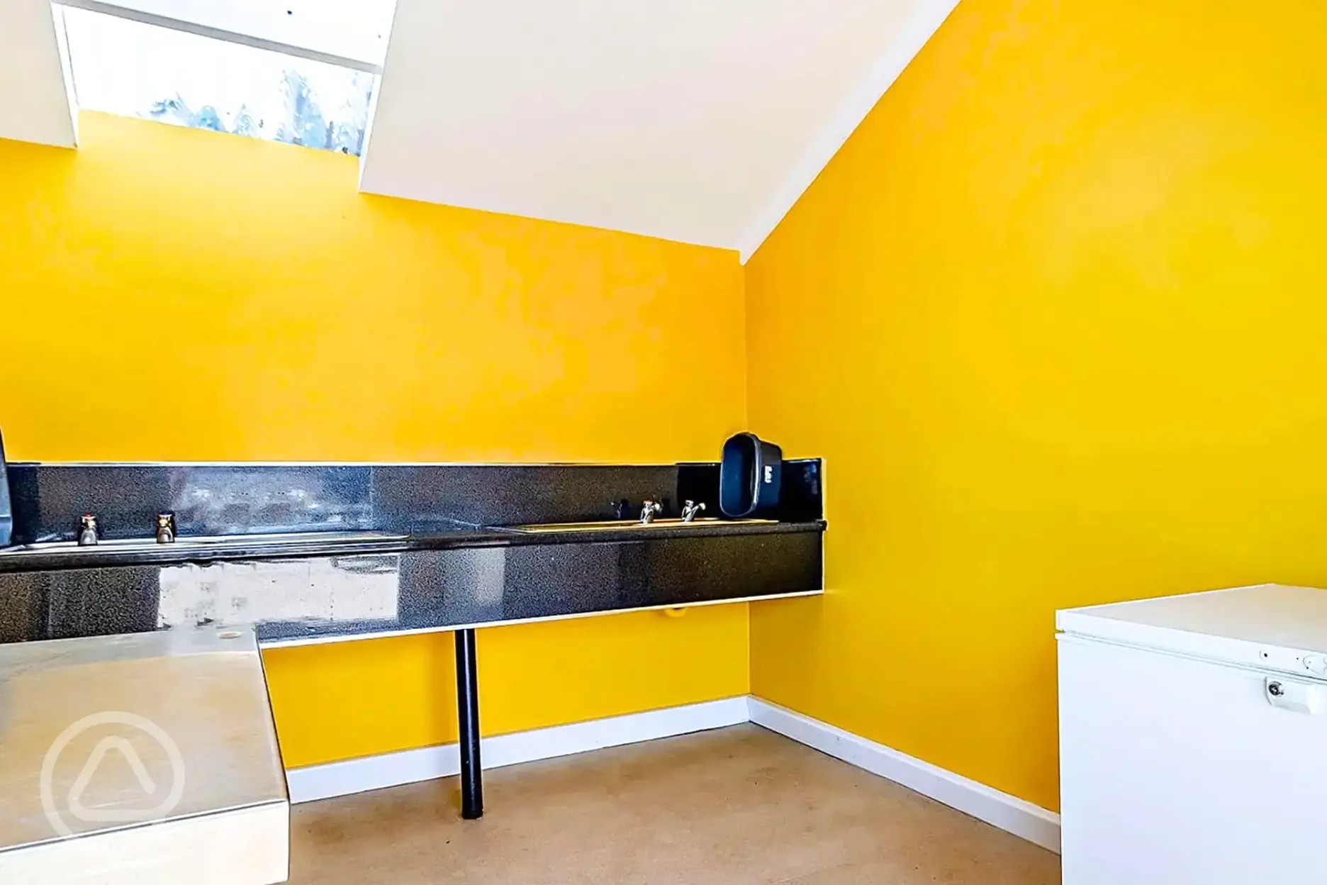 Indoor washing up area