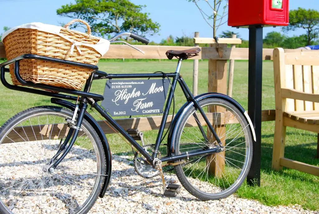 Entrance and bike hire