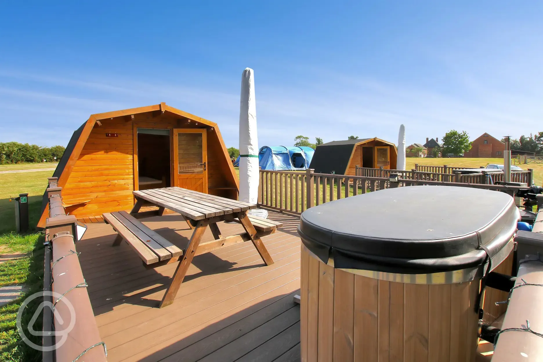 Plus glamping pods with hot tubs and parasols