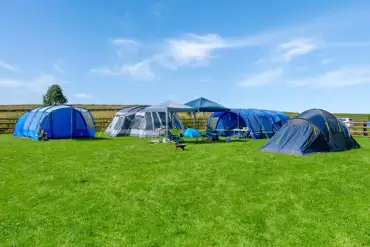 Non electric grass pitches (family friendly) at Knotlow Farm